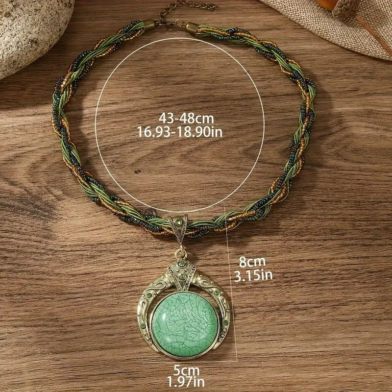 Bohemian Chic Green, Gold Alloy Pendant Necklace